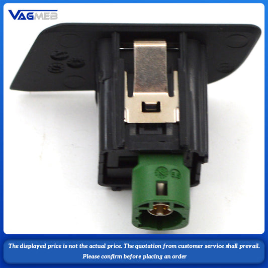 81B 035 726 For Audi Q2 Rear Seat CarPlay interface USB Switch Center Console USB Plug 81B035726
