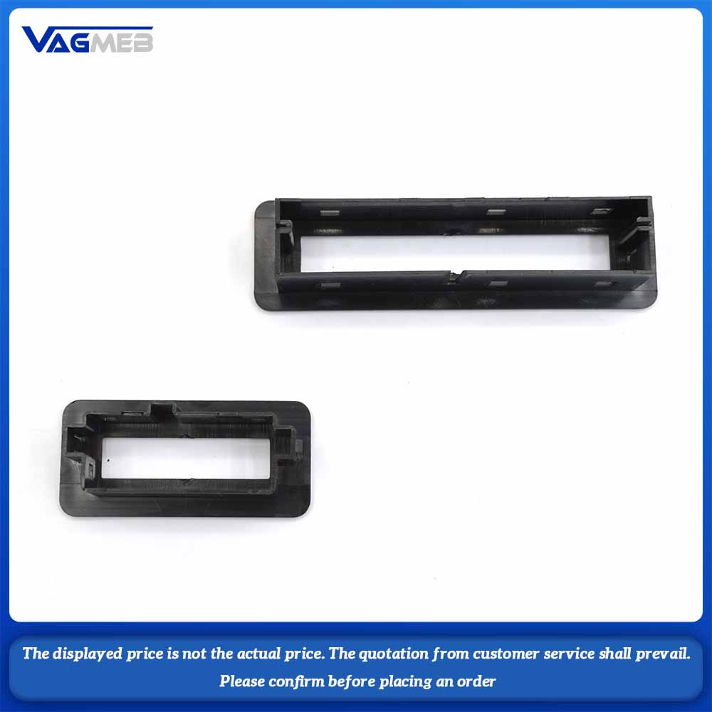 Third-generation USB bracket