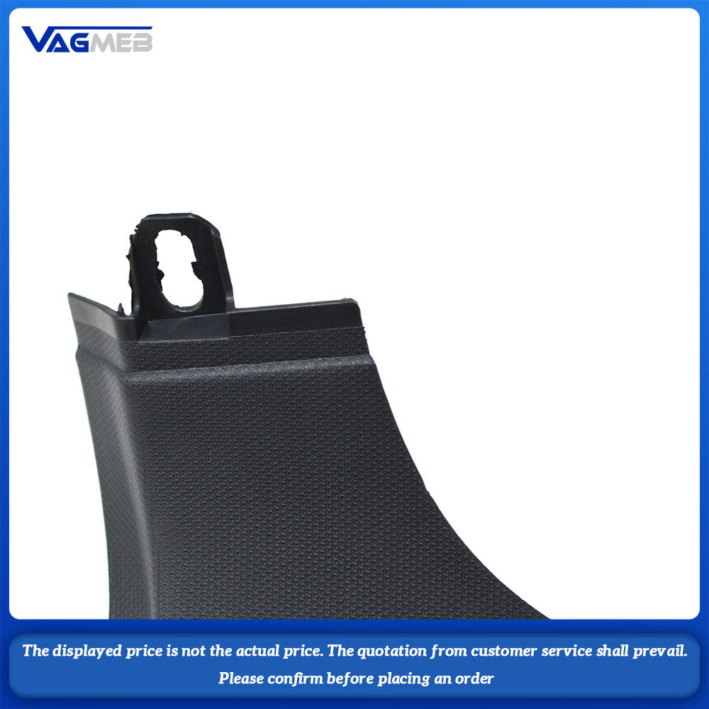 For VW Golf MK7 the B-pillar and C-pillar trim panels are black