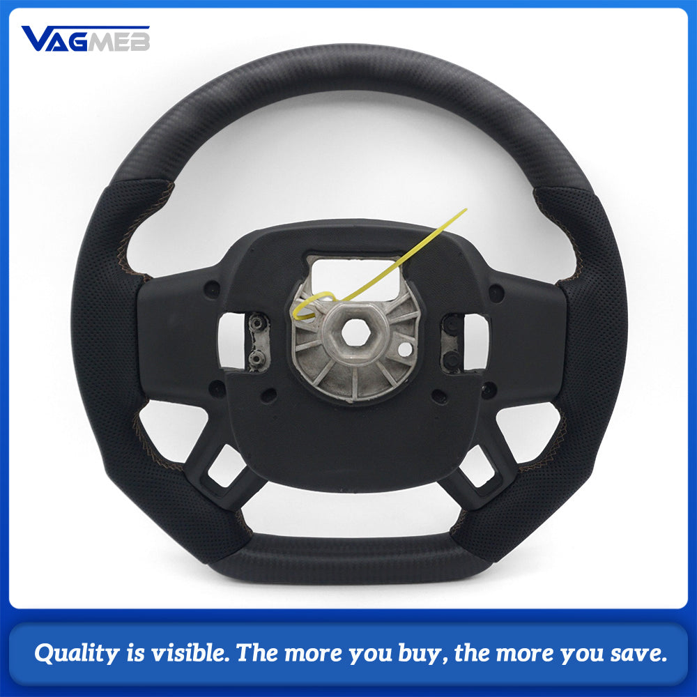 Matte carbon fiber perforated steering wheel With heating For Land Rover Defender Range Rover Defender L663 Discovery 5 III L462 2020-2024
