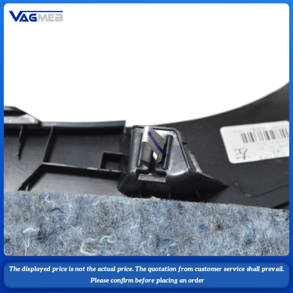 For VW Golf MK7 the B-pillar and C-pillar trim panels are black